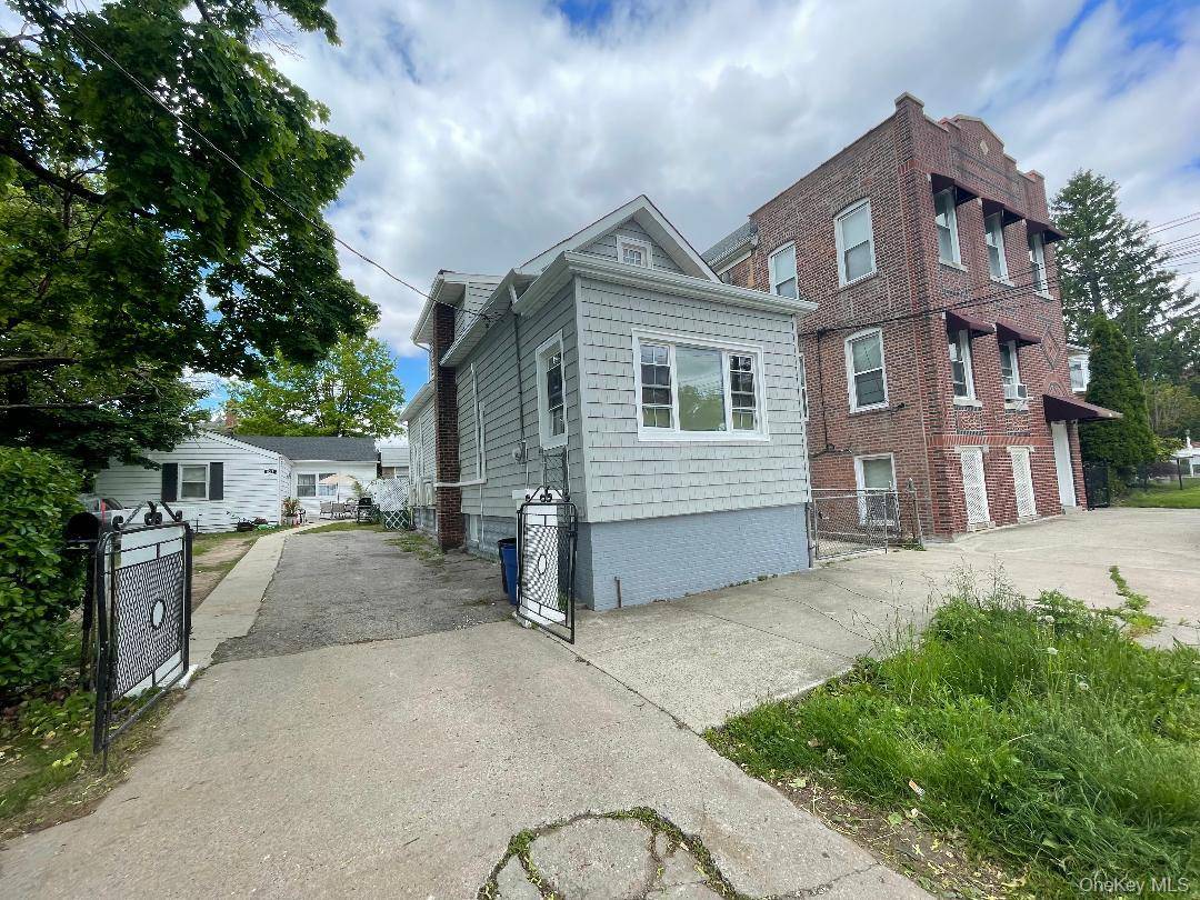 Casa de 3 Dormitorios en Venta en Bronx - Nueva York - EE. UU. - 4