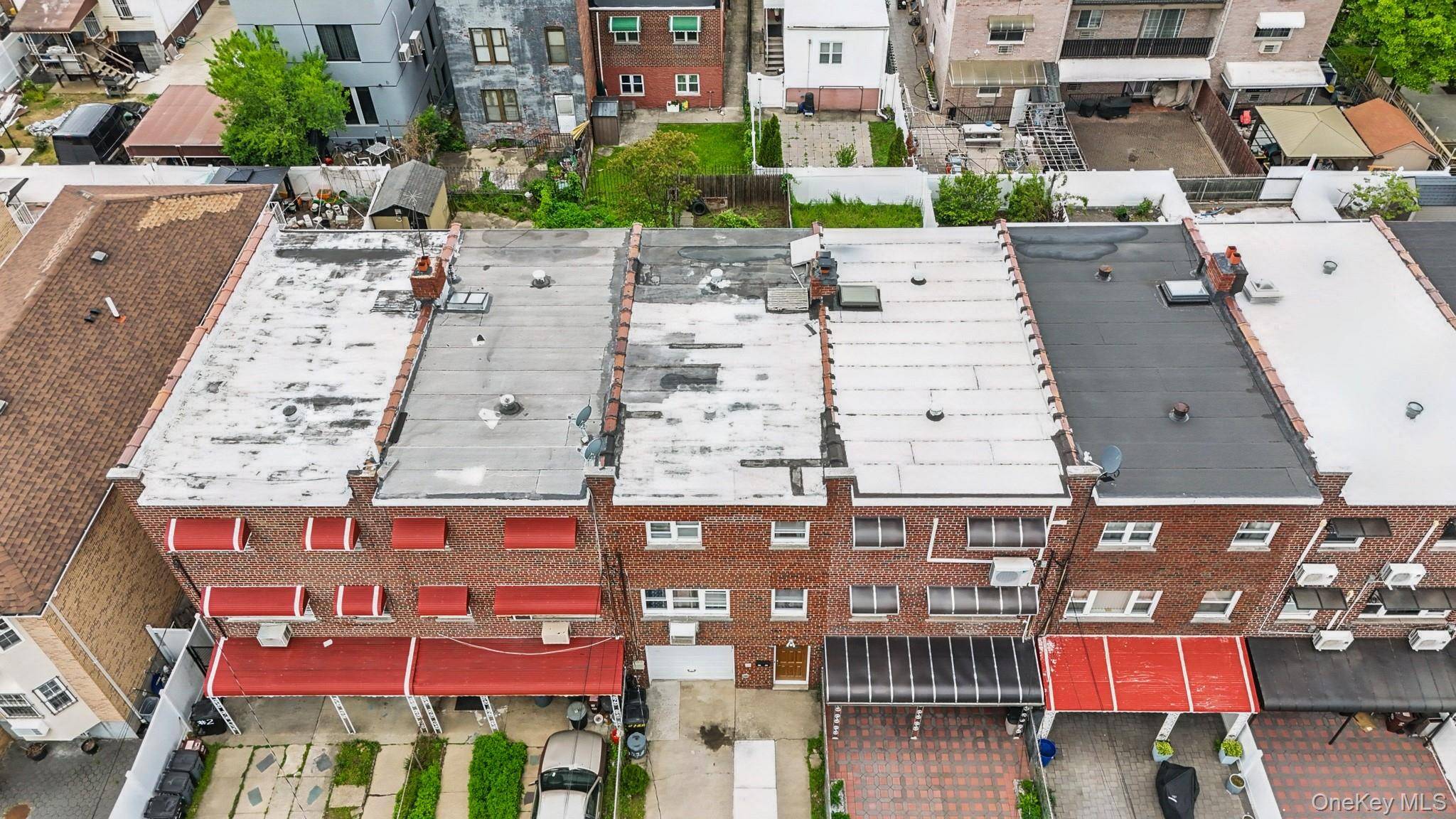 Casa com 3 Quartos à Venda em Bronx - Nova Iorque - EUA - 2