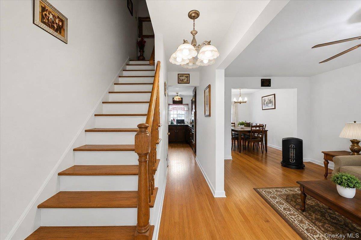 Casa com 3 Quartos à Venda em Bronx - Nova Iorque - EUA - 6