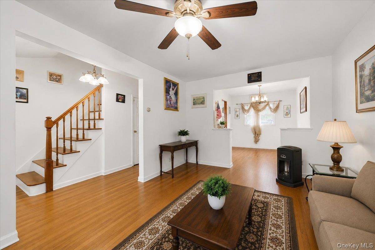 Casa com 3 Quartos à Venda em Bronx - Nova Iorque - EUA - 7