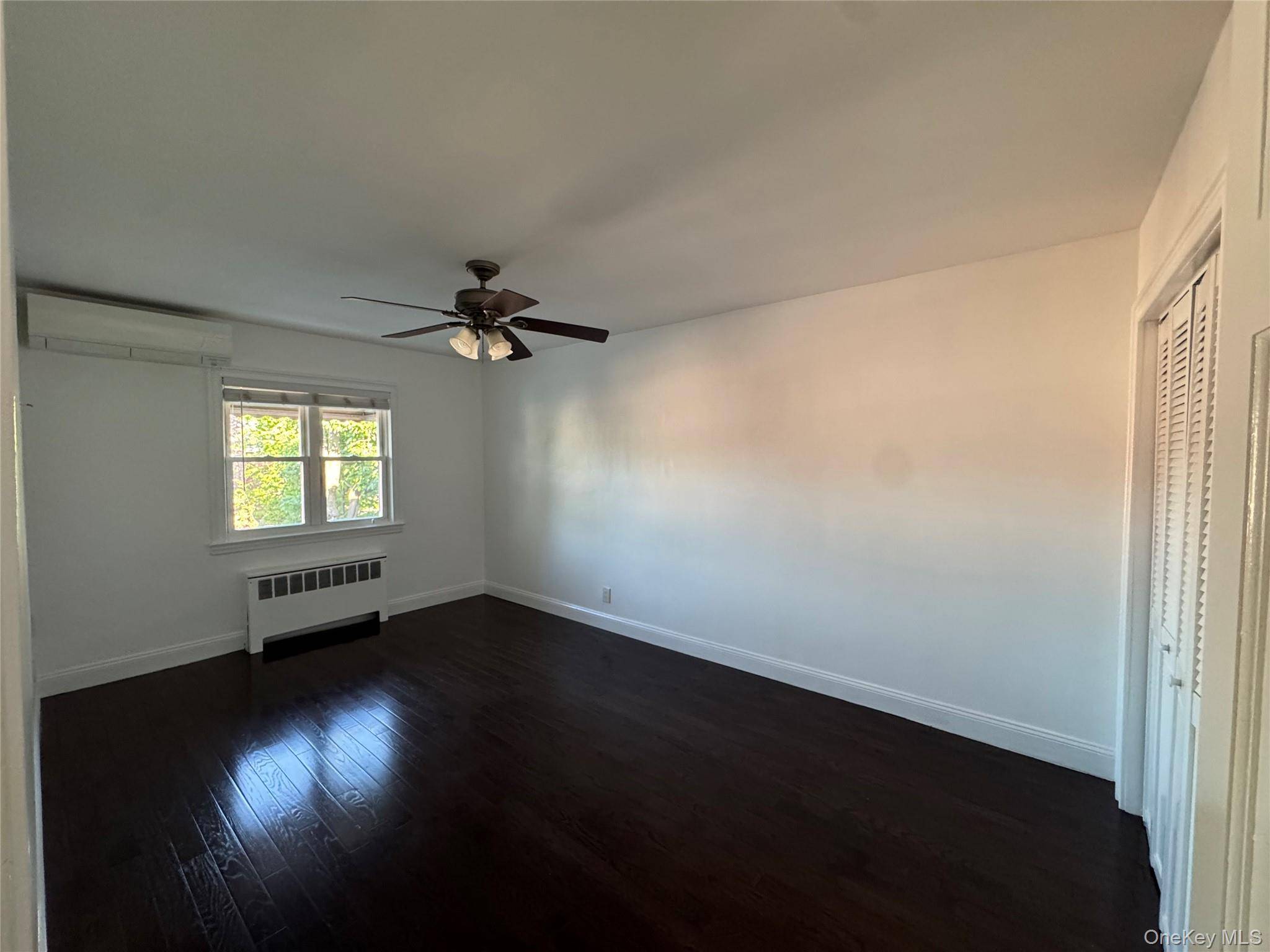 3 Bedroom Home for Sale in Bronx - New York - USA - 7