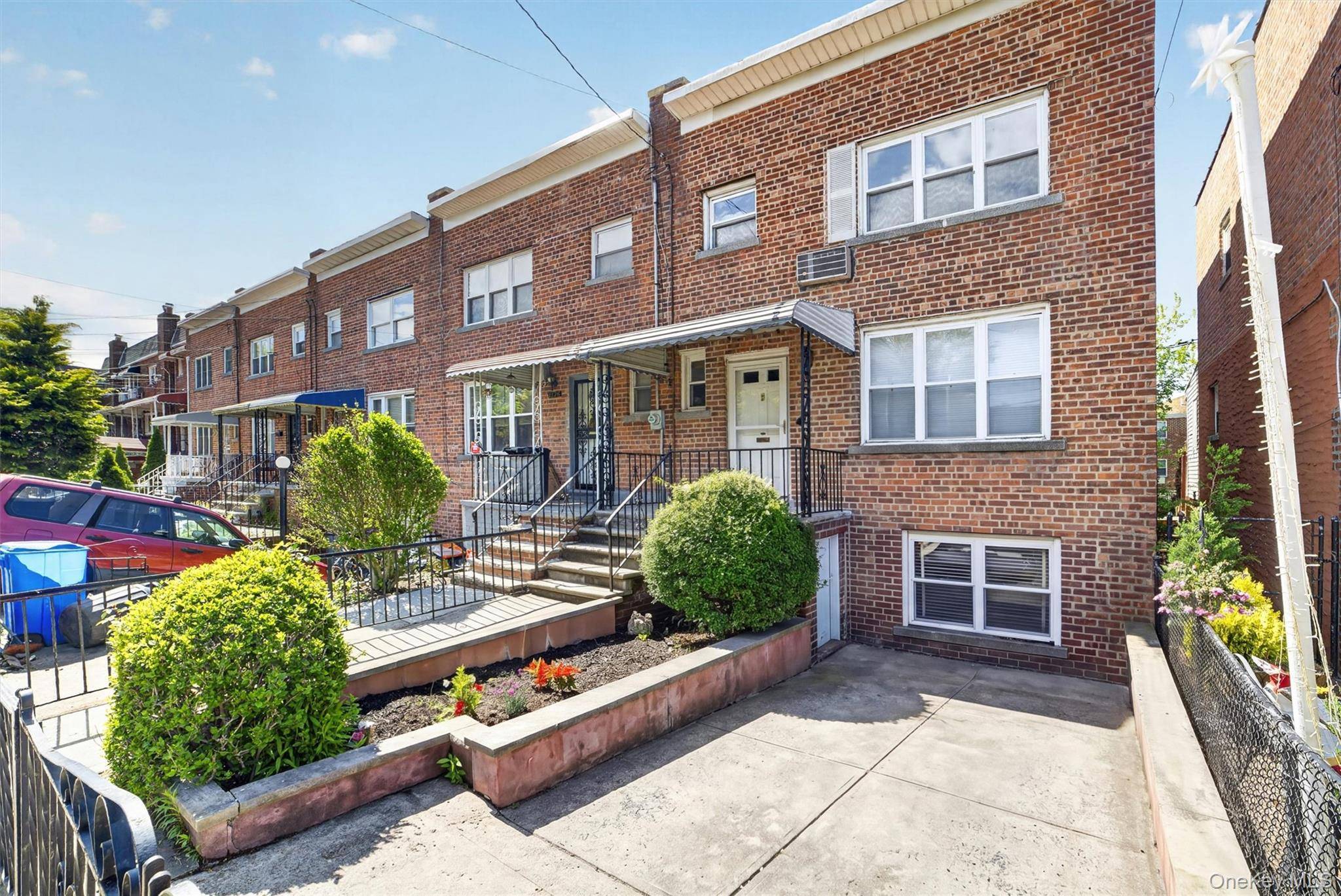 Casa de 3 Dormitorios en Venta en Bronx - Nueva York - EE. UU. - 3
