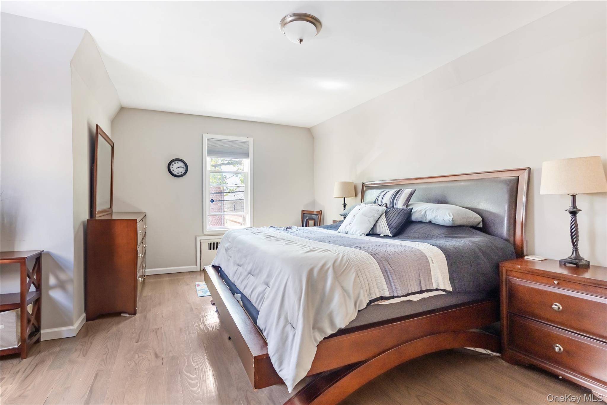 3 Bedroom Home for Sale in Bronx - New York - USA - 3