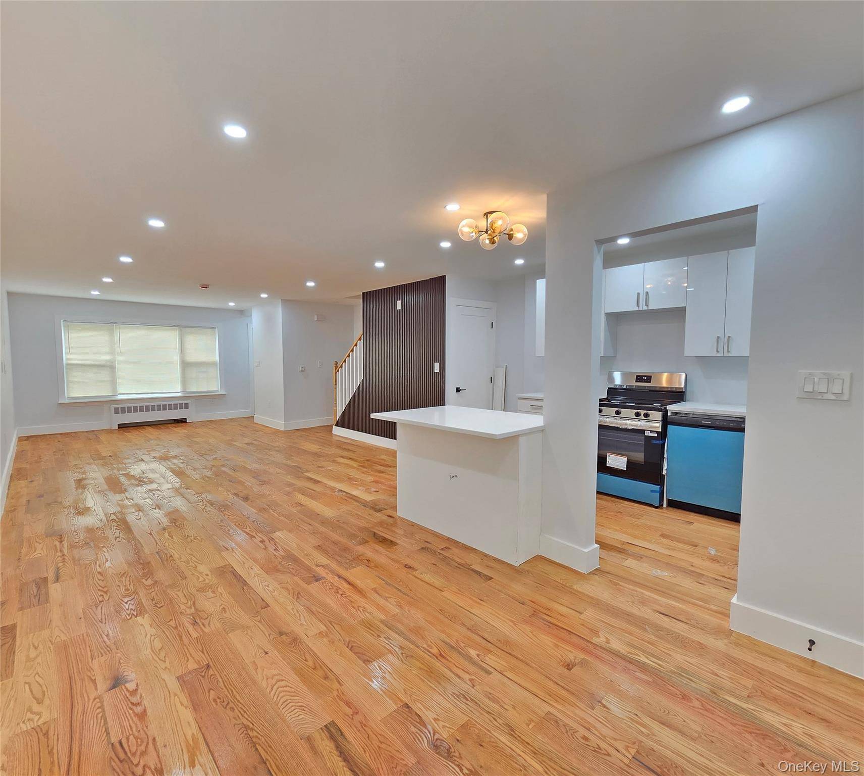 Casa com 3 Quartos à Venda em Bronx - Nova Iorque - EUA - 5
