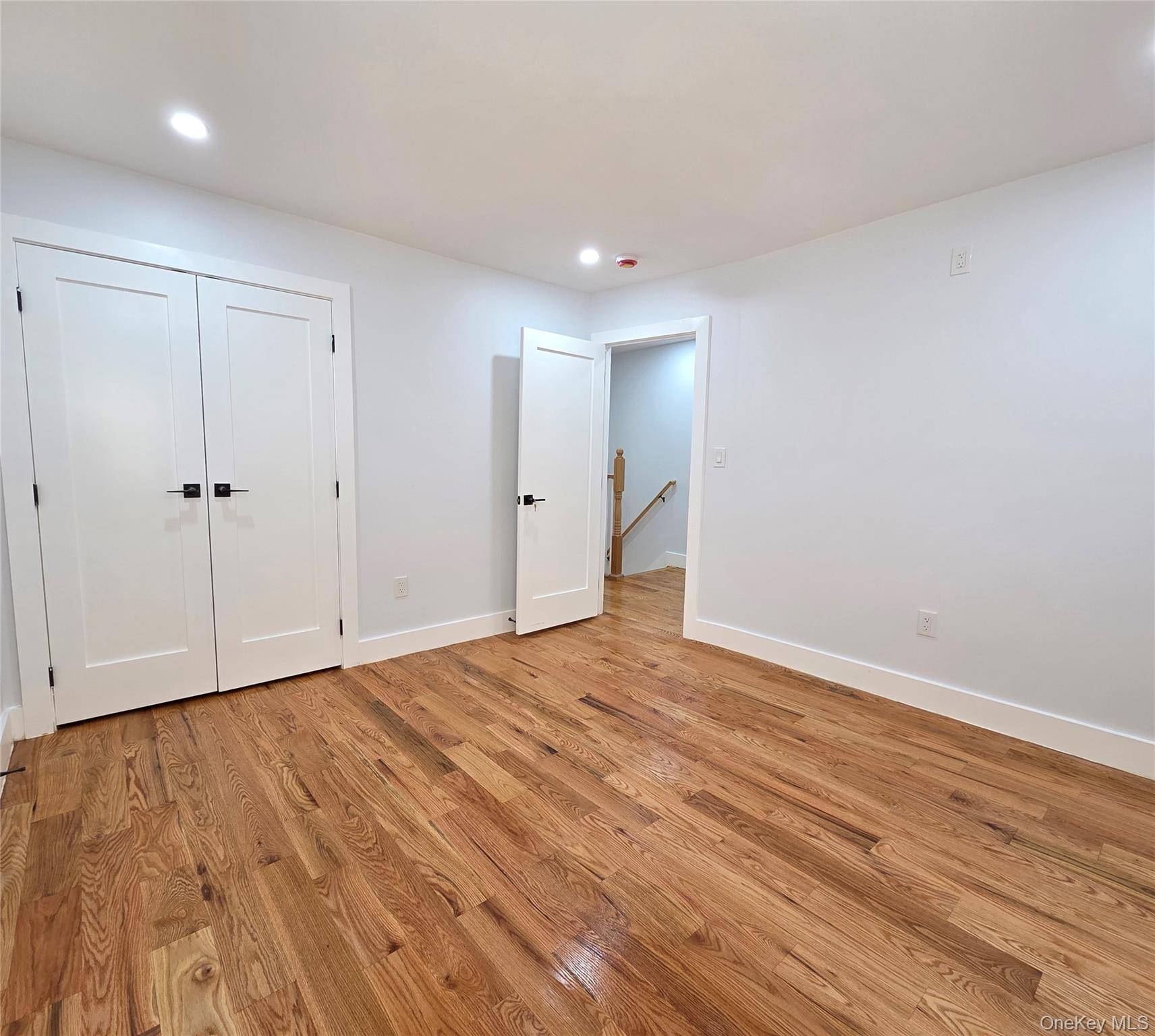 Casa com 3 Quartos à Venda em Bronx - Nova Iorque - EUA - 6