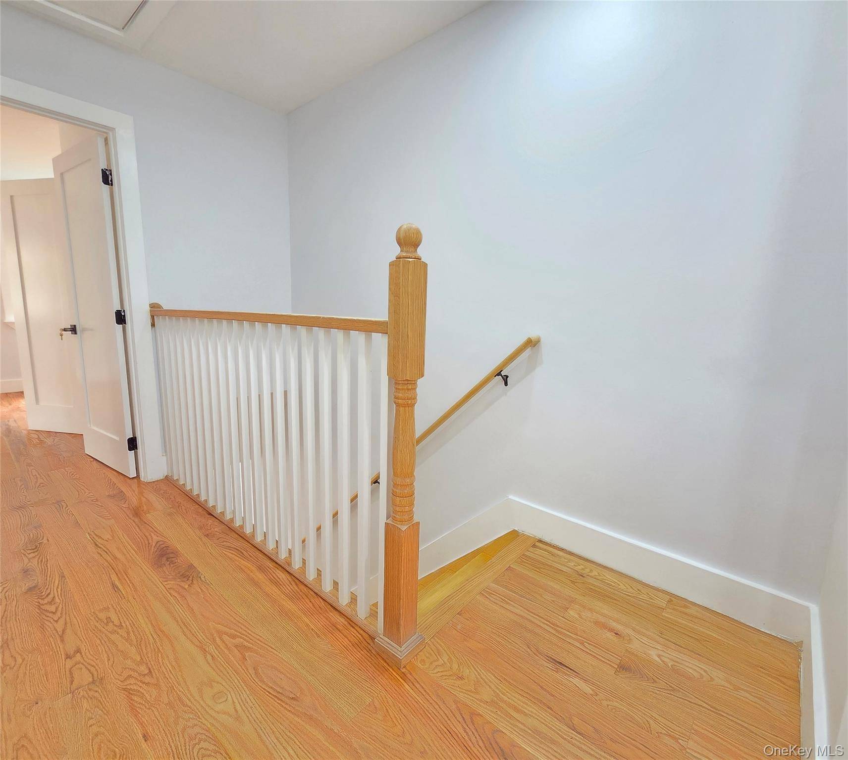 Casa com 3 Quartos à Venda em Bronx - Nova Iorque - EUA - 8
