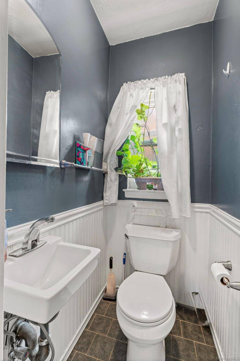3 Bedroom Home for Sale in Bronx - New York - USA - 8