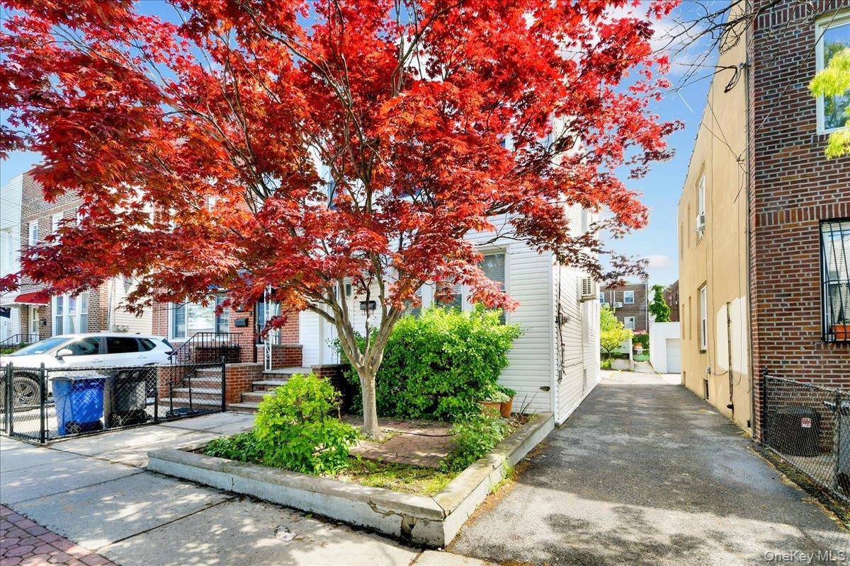 Casa com 3 Quartos à Venda em Bronx - Nova Iorque - EUA - 2
