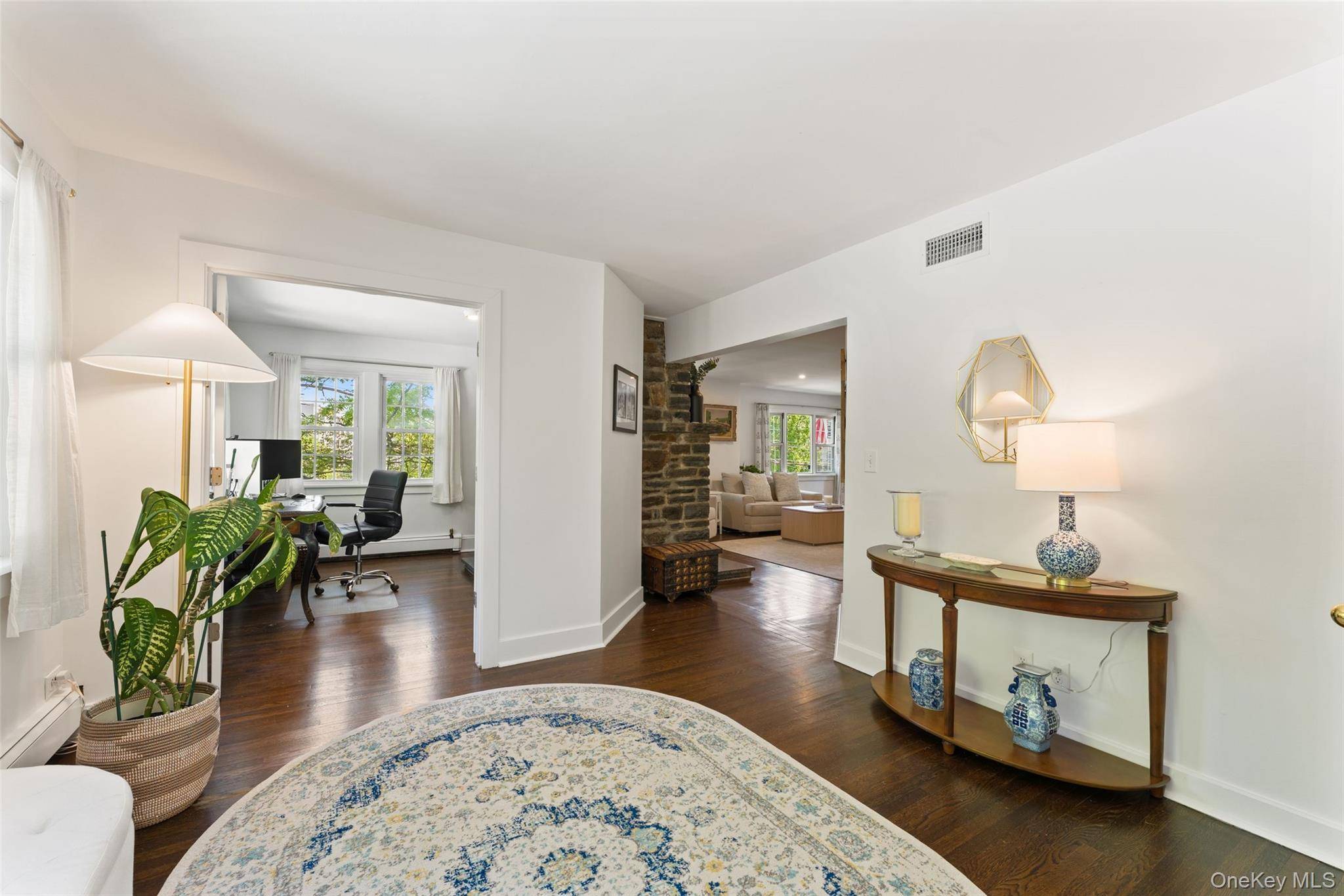 Casa de 3 Dormitorios en Venta en Bronxville - Nueva York - EE. UU. - 2