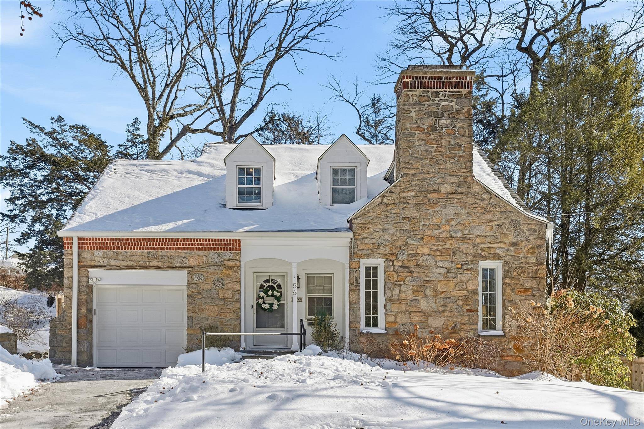 Casa com 3 Quartos à Venda em Bronxville - Nova Iorque - EUA - 1