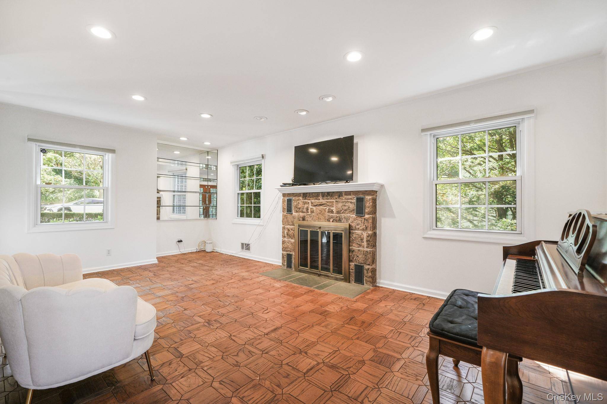 Casa de 3 Dormitorios en Venta en Bronxville - Nueva York - EE. UU. - 5