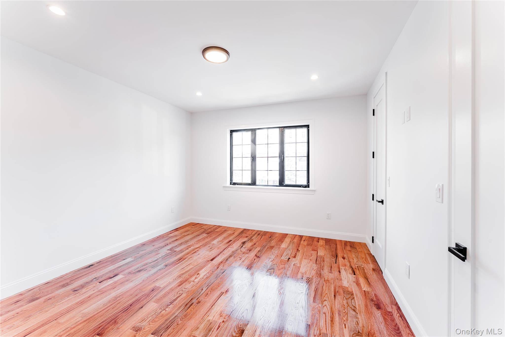 Casa de 3 Dormitorios en Venta en Brooklyn - Nueva York - EE. UU. - 6