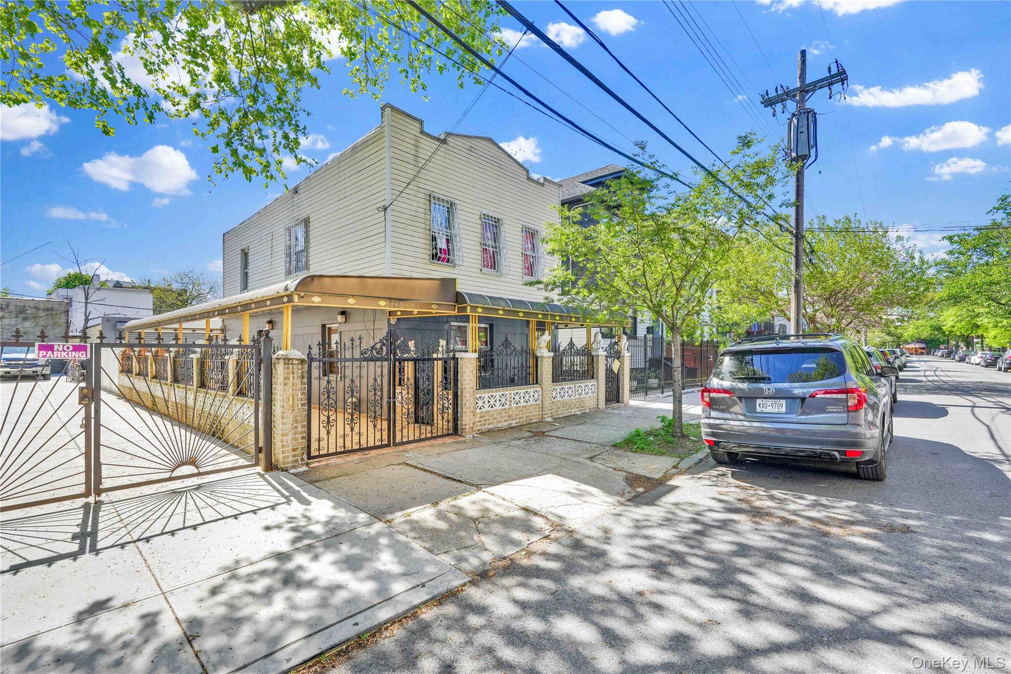 Casa com 3 Quartos à Venda em Brooklyn - Nova Iorque - EUA - 3