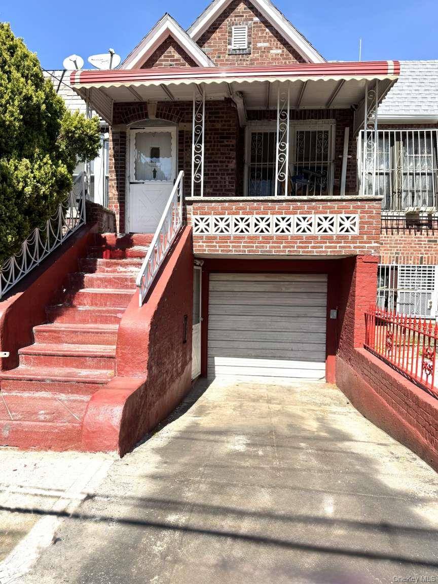 Casa com 3 Quartos à Venda em Brooklyn - Nova Iorque - EUA - 1