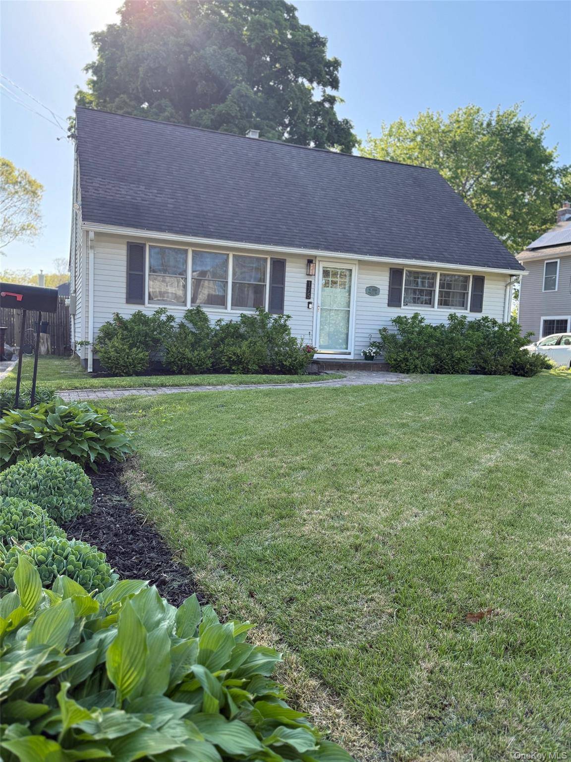 3 Bedroom Home for Sale in Centereach - New York - USA - 1