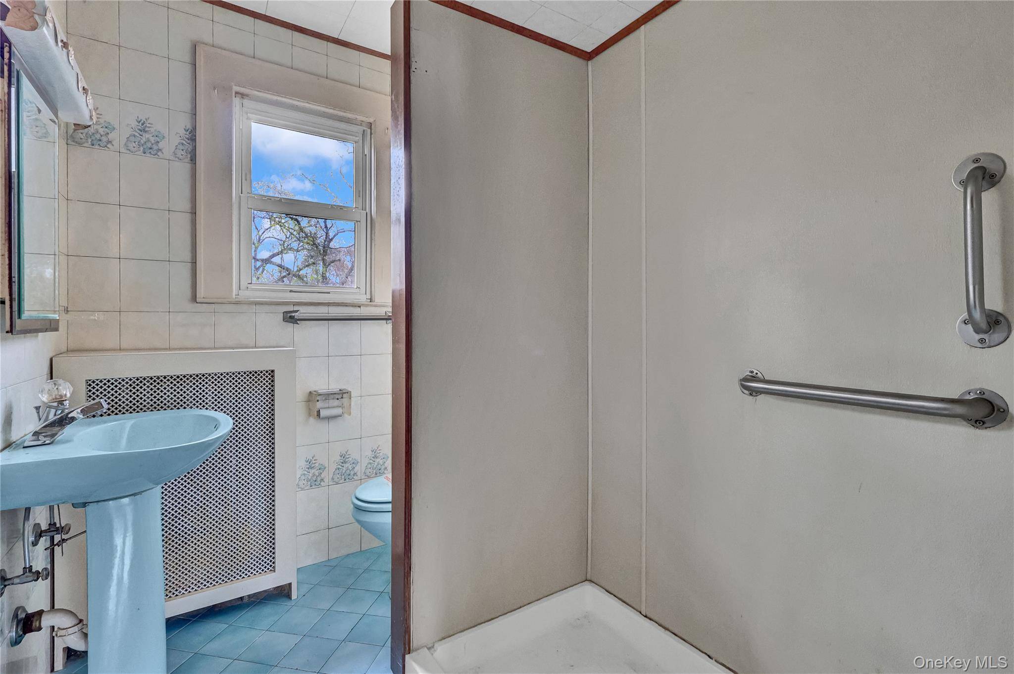 Casa com 3 Quartos à Venda em Centereach - Nova Iorque - EUA - 8