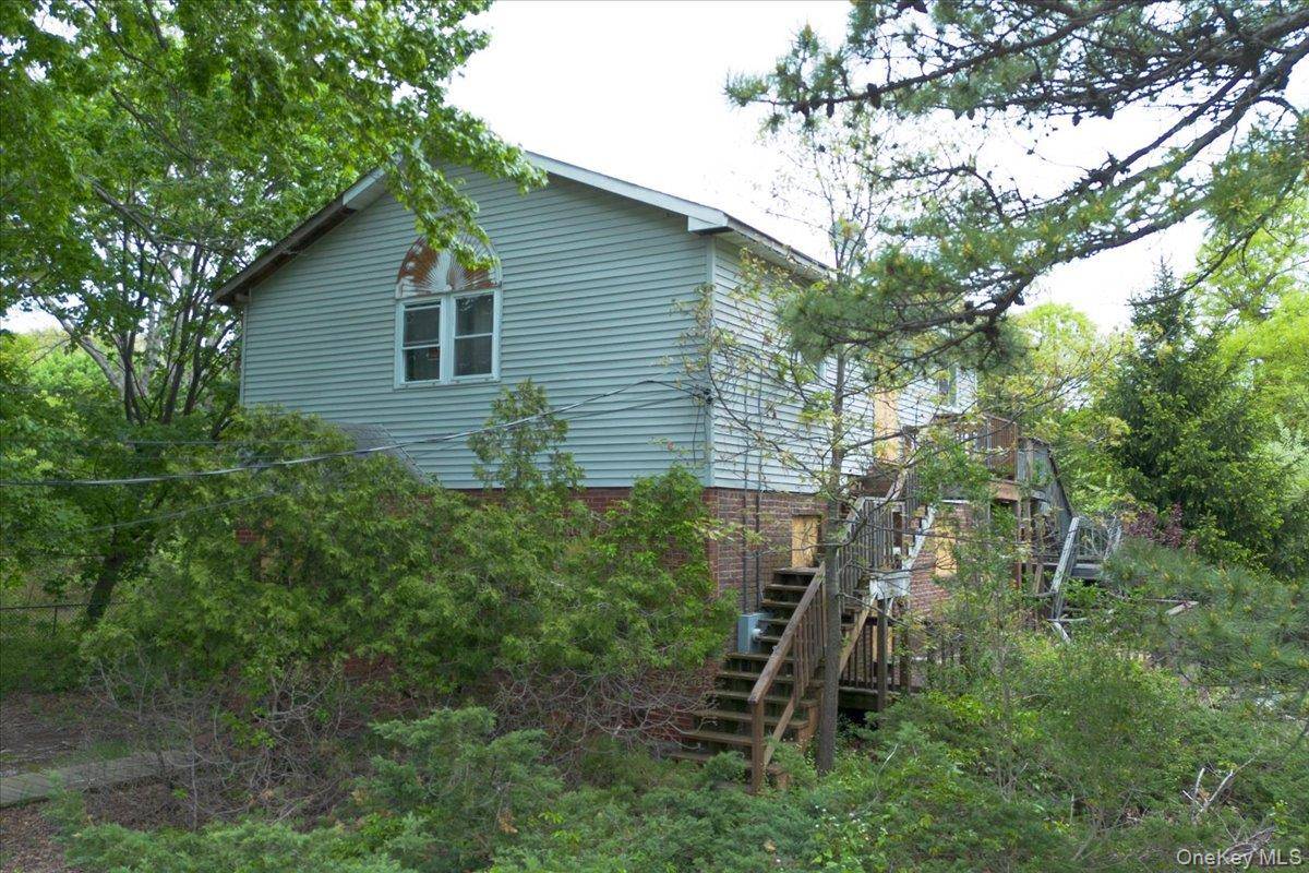 Casa de 3 Dormitorios en Venta en Centereach - Nueva York - EE. UU. - 3