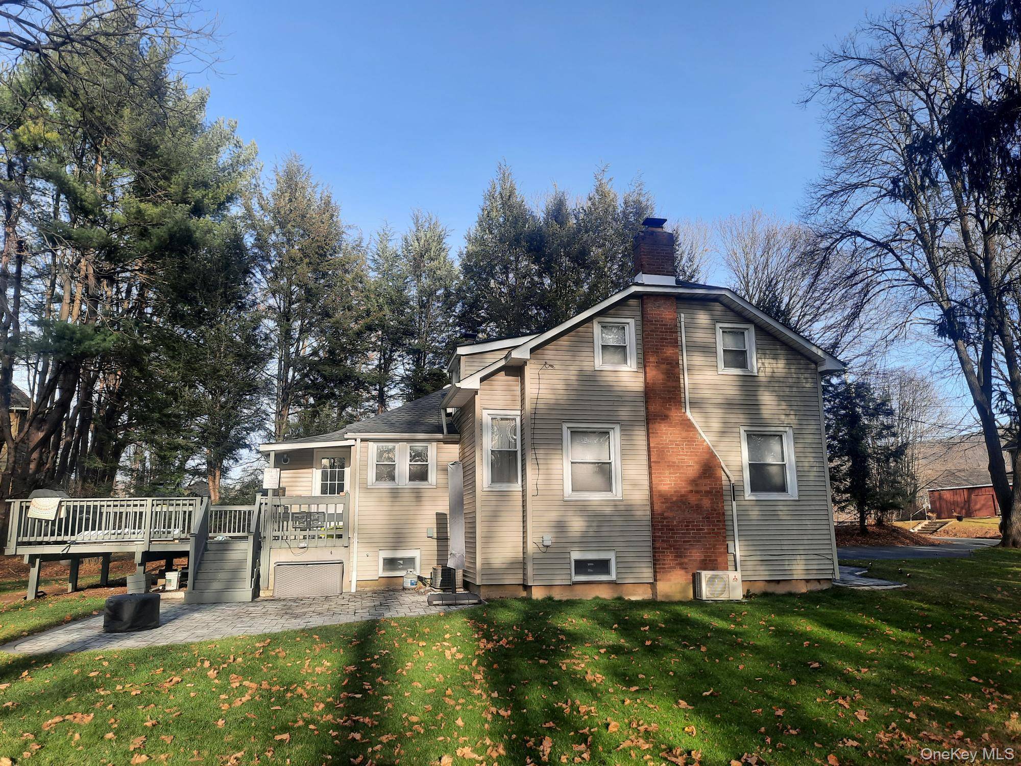 3 Bedroom Home for Sale in Central Valley - New York - USA - 1