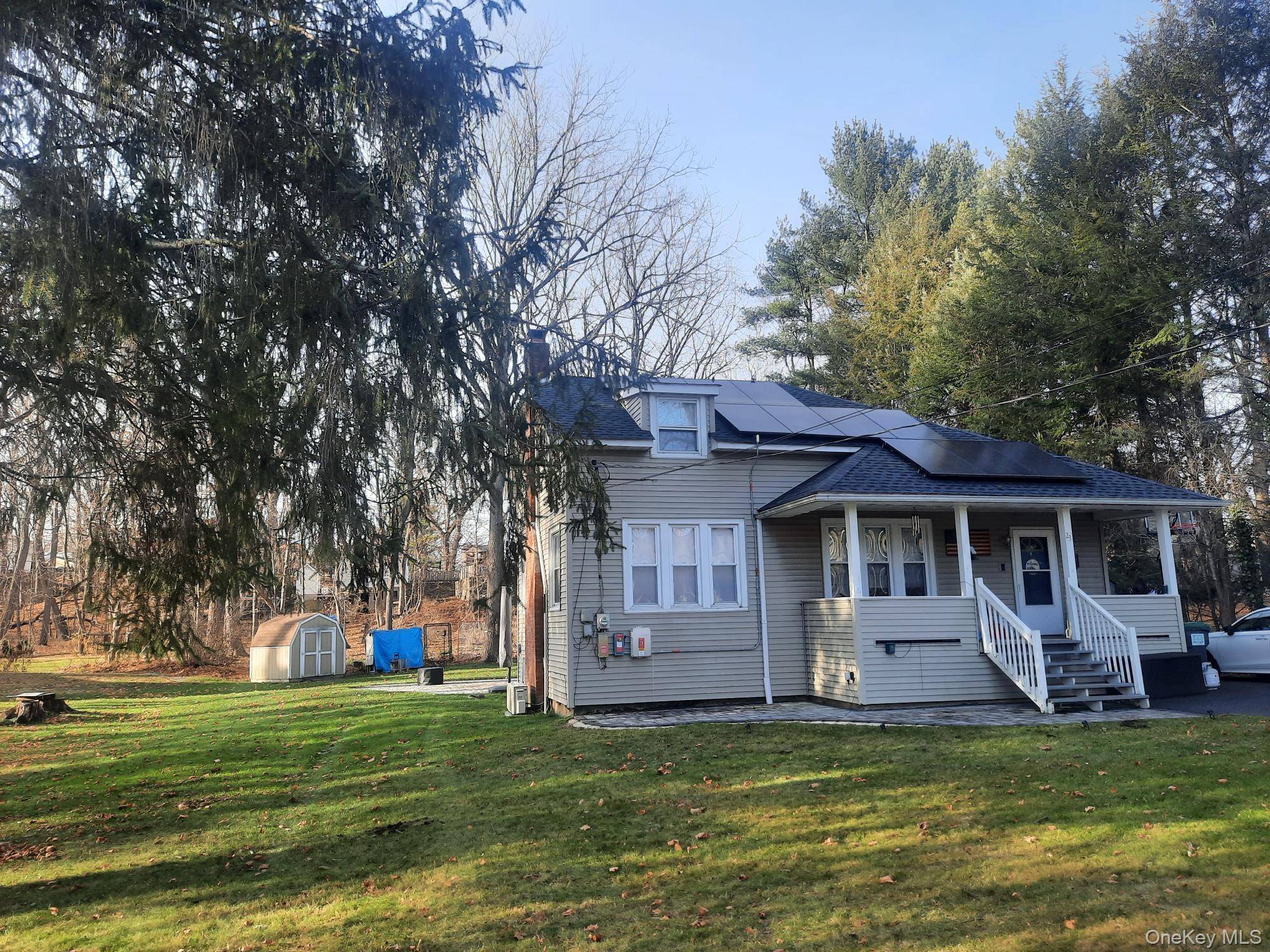 3 Bedroom Home for Sale in Central Valley - New York - USA - 2