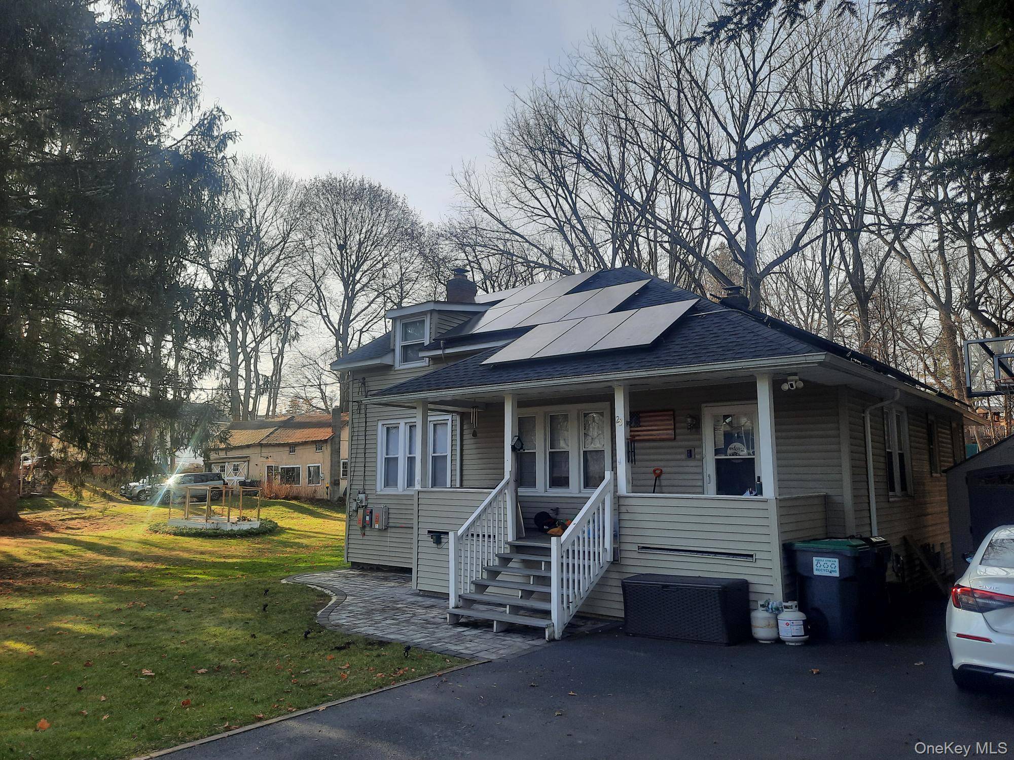 3 Bedroom Home for Sale in Central Valley - New York - USA - 8