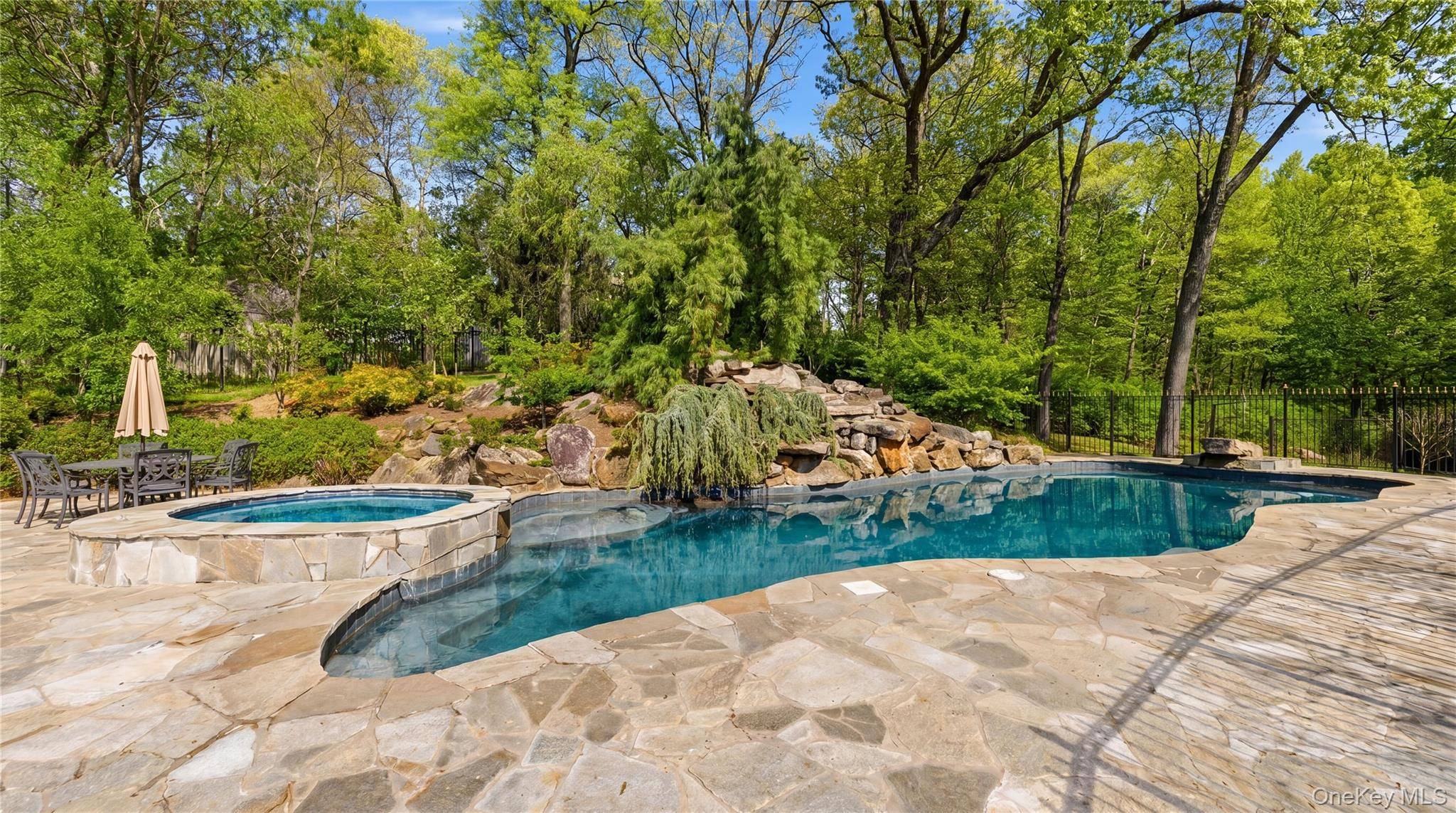 Casa de 3 Dormitorios en Venta en Chappaqua - Nueva York - EE. UU. - 3