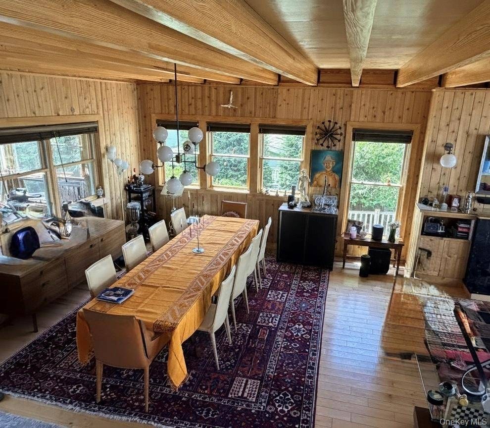 Casa com 3 Quartos à Venda em Cherry Grove - Nova Iorque - EUA - 4