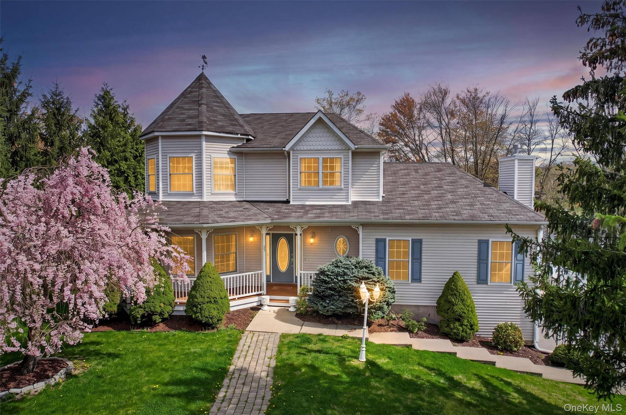 3 Bedroom Home for Sale in Chester - New York - USA - 1