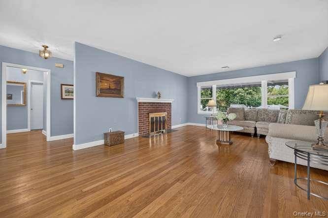 Casa com 3 Quartos à Venda em Cold Spring Harbor - Nova Iorque - EUA - 6