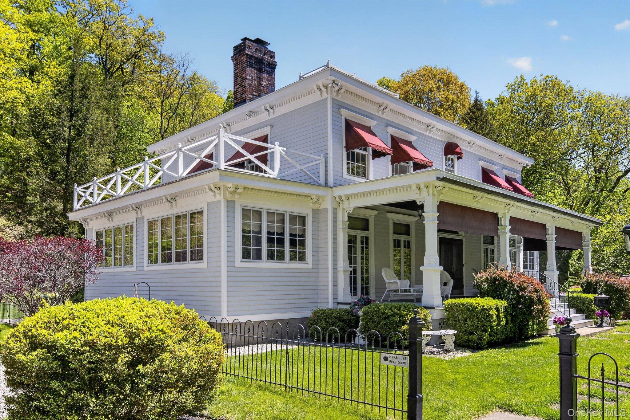 Casa de 3 Dormitorios en Venta en Cold Spring - Nueva York - EE. UU. - 1