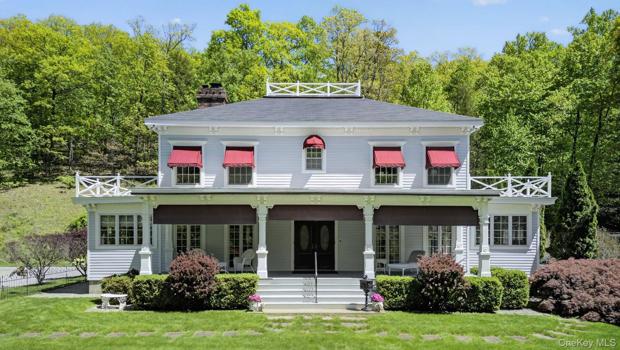 Casa de 3 Dormitorios en Venta en Cold Spring - Nueva York - EE. UU. - 2
