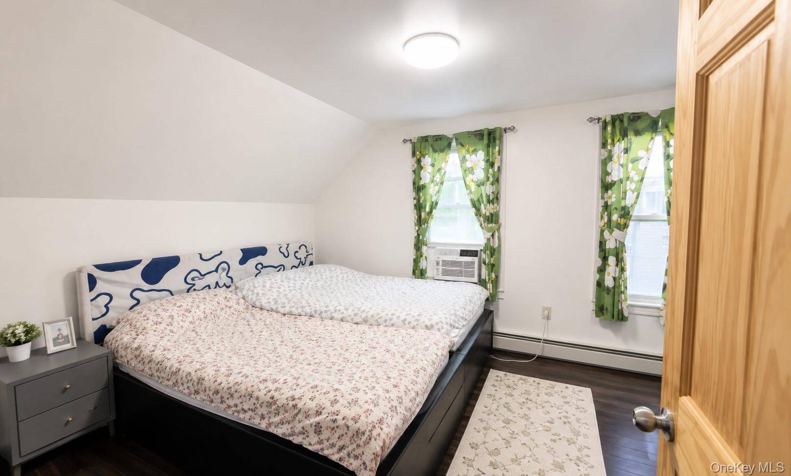 Casa com 3 Quartos à Venda em College Point - Nova Iorque - EUA - 3