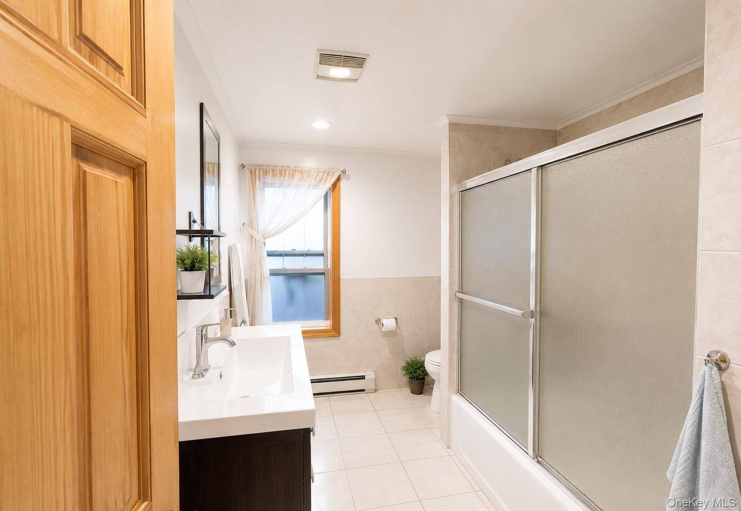 Casa com 3 Quartos à Venda em College Point - Nova Iorque - EUA - 4