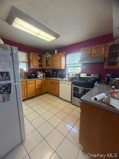 Casa com 3 Quartos à Venda em College Point - Nova Iorque - EUA - 4