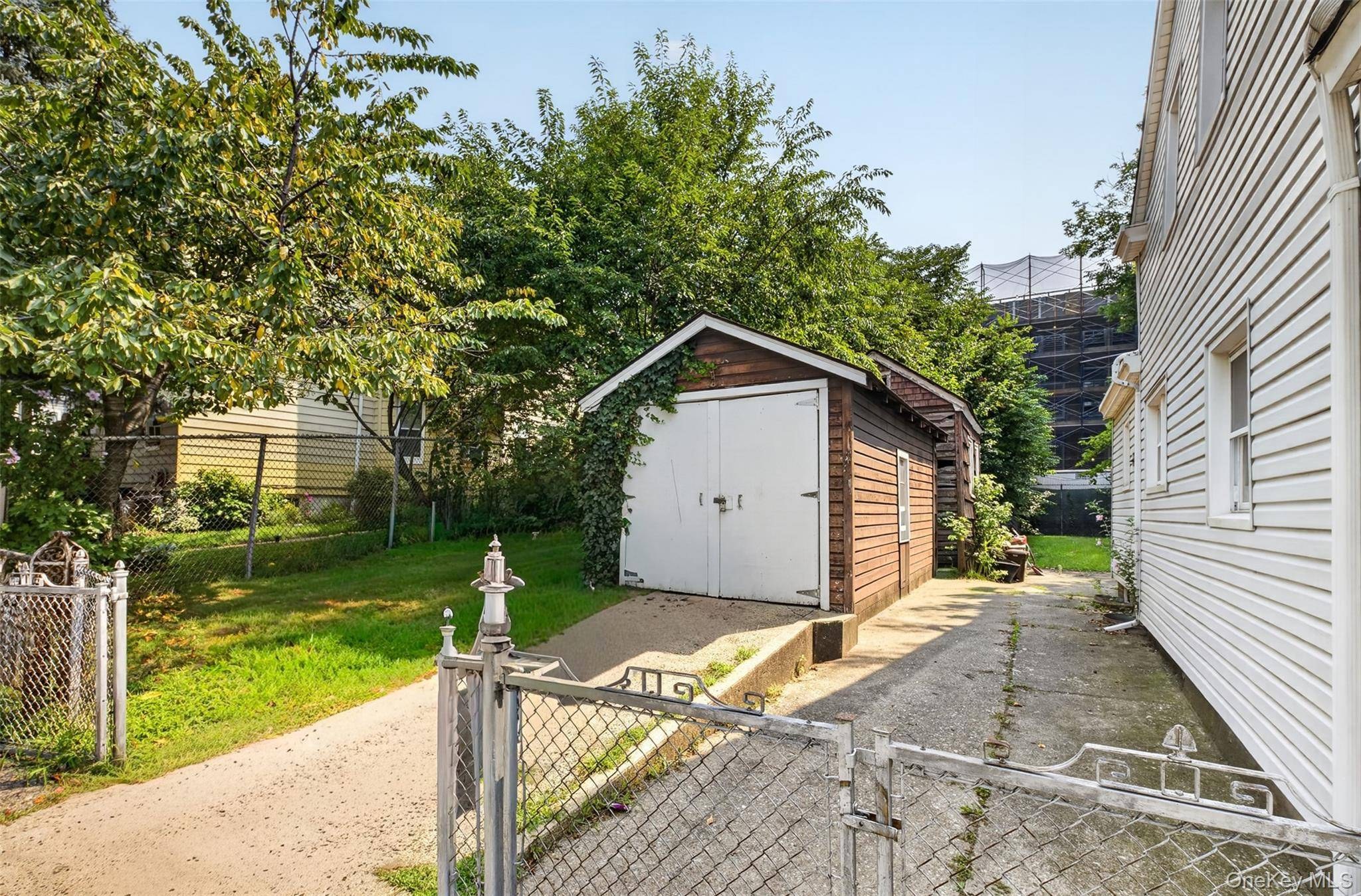 Casa com 3 Quartos à Venda em College Point - Nova Iorque - EUA - 5