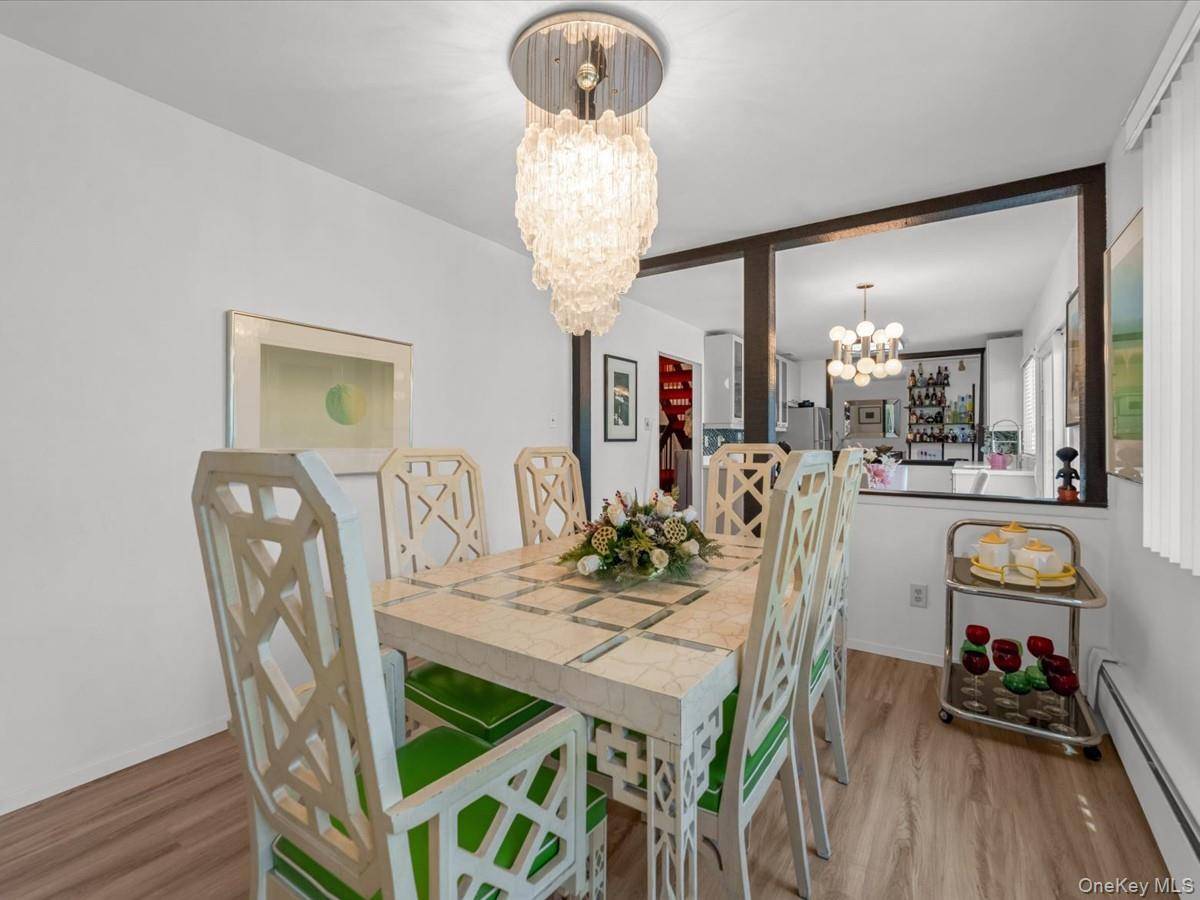 Casa de 3 Dormitorios en Venta en Coram - Nueva York - EE. UU. - 6