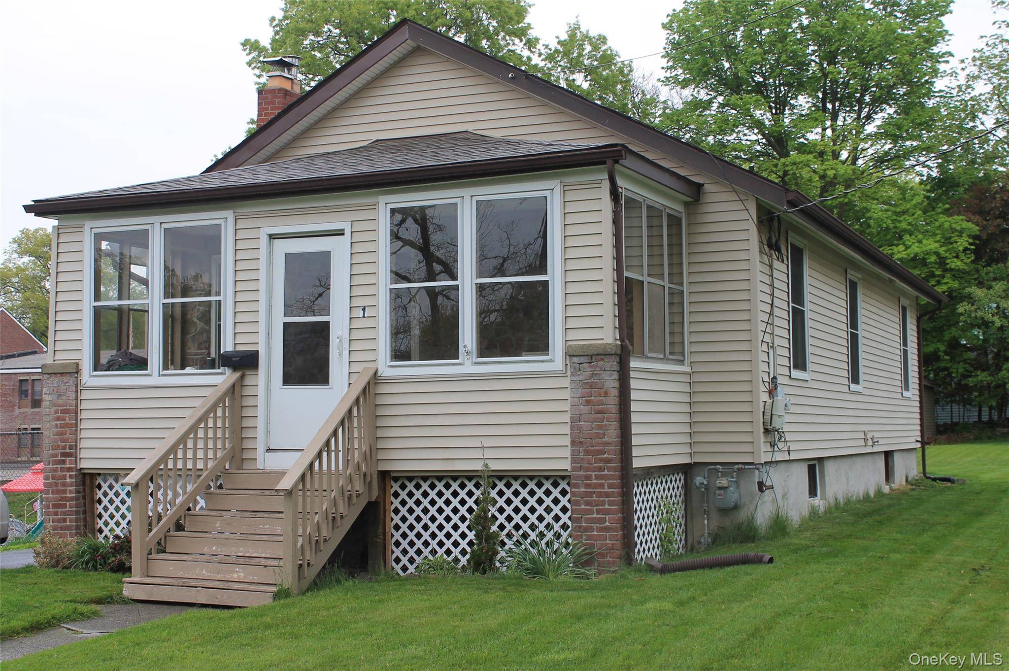 3 Bedroom Home for Sale in Cornwall - New York - USA - 2