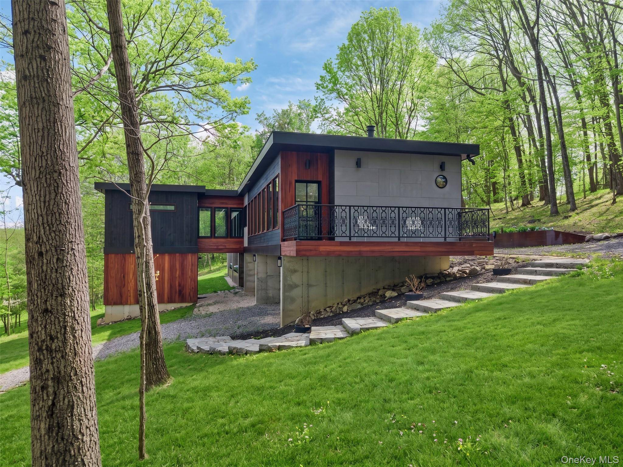 3 Bedroom Home for Sale in Craryville - New York - USA - 4