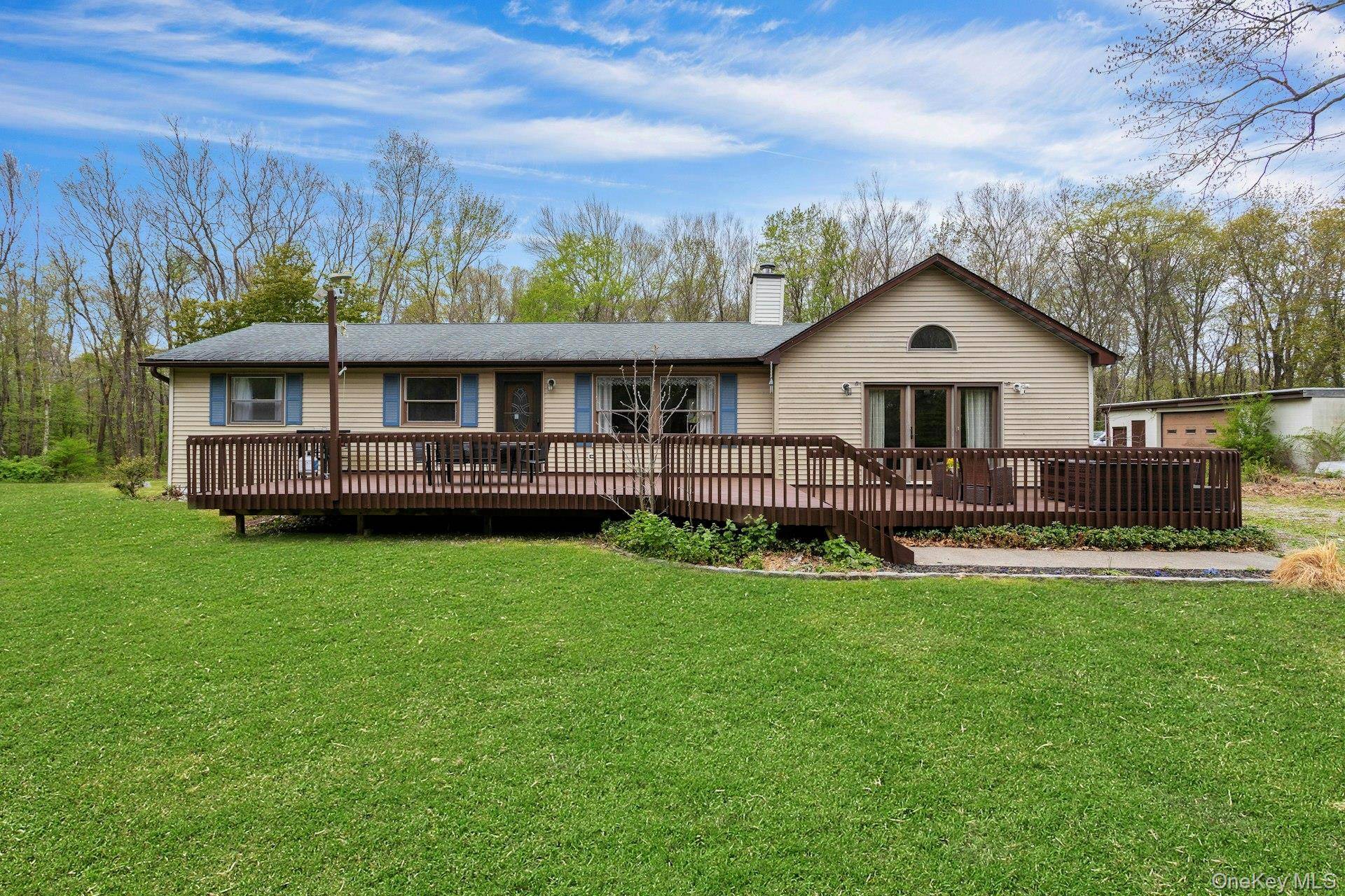 Casa com 3 Quartos à Venda em Dover Plains - Nova Iorque - EUA - 2