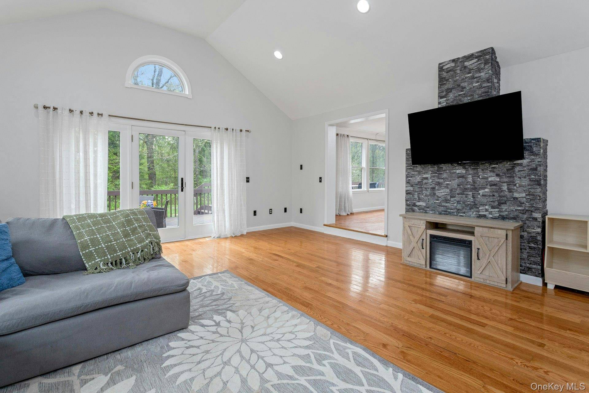 Casa com 3 Quartos à Venda em Dover Plains - Nova Iorque - EUA - 4