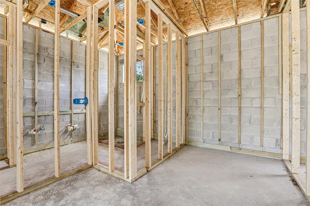 3 Bedroom Home for Sale in Dundee - Florida - USA - 8