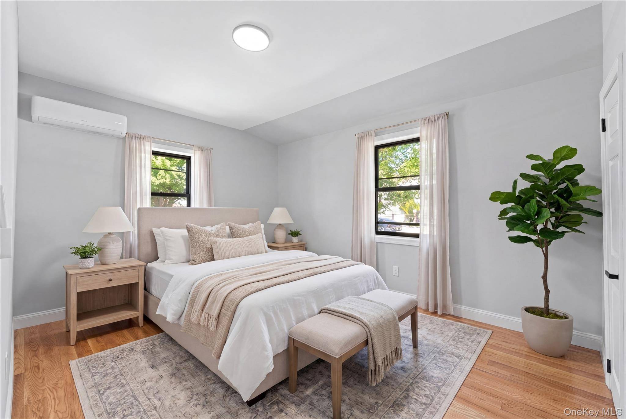 Casa de 3 Dormitorios en Venta en East Elmhurst - Nueva York - EE. UU. - 5