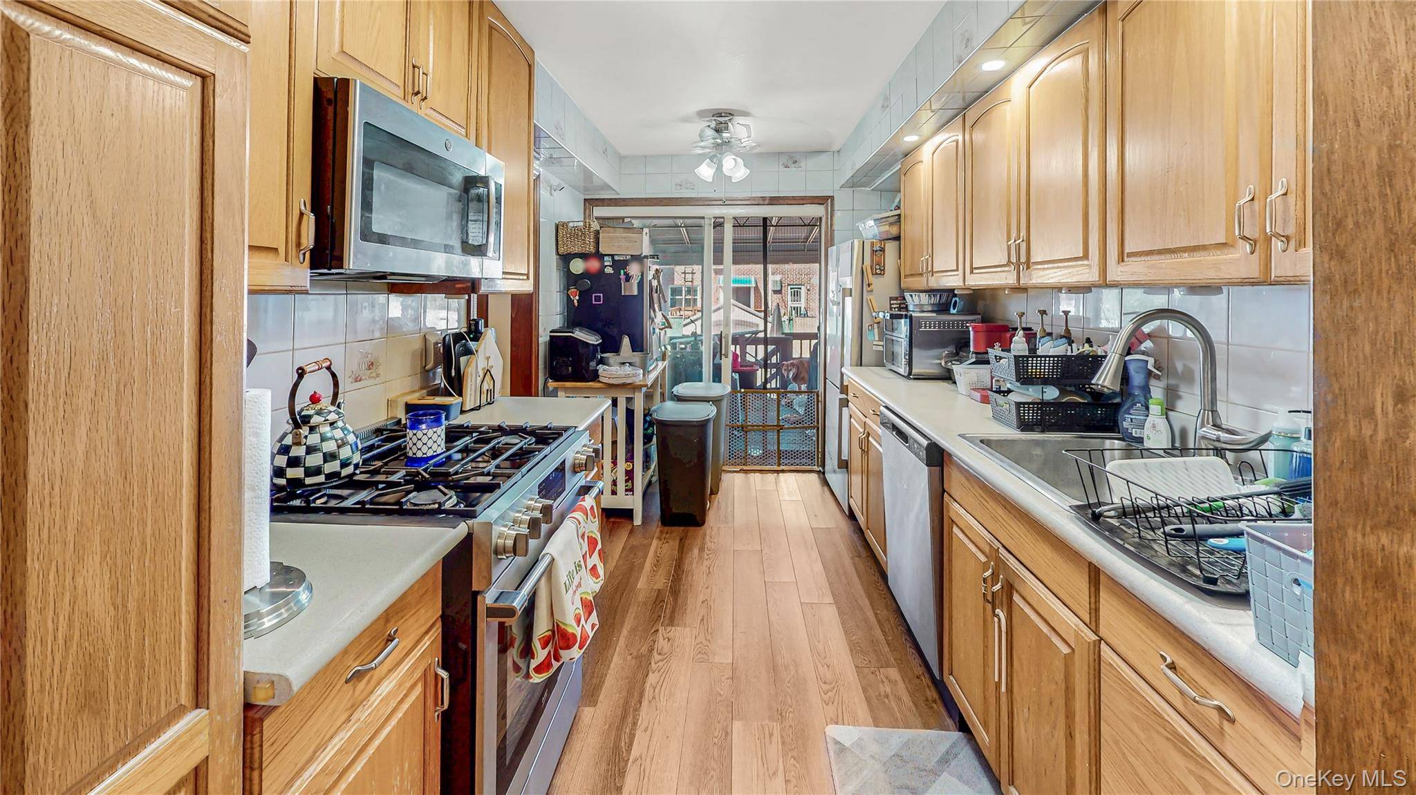 Casa de 3 Dormitorios en Venta en East Elmhurst - Nueva York - EE. UU. - 3