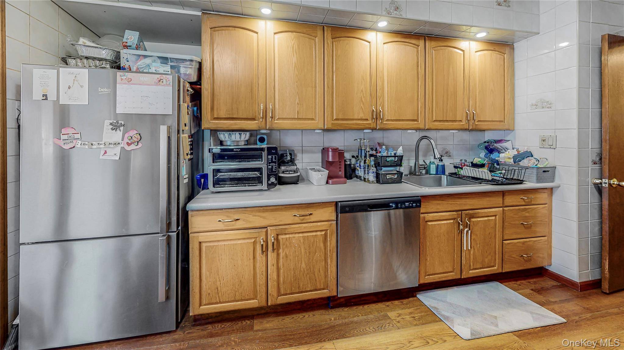 Casa de 3 Dormitorios en Venta en East Elmhurst - Nueva York - EE. UU. - 4