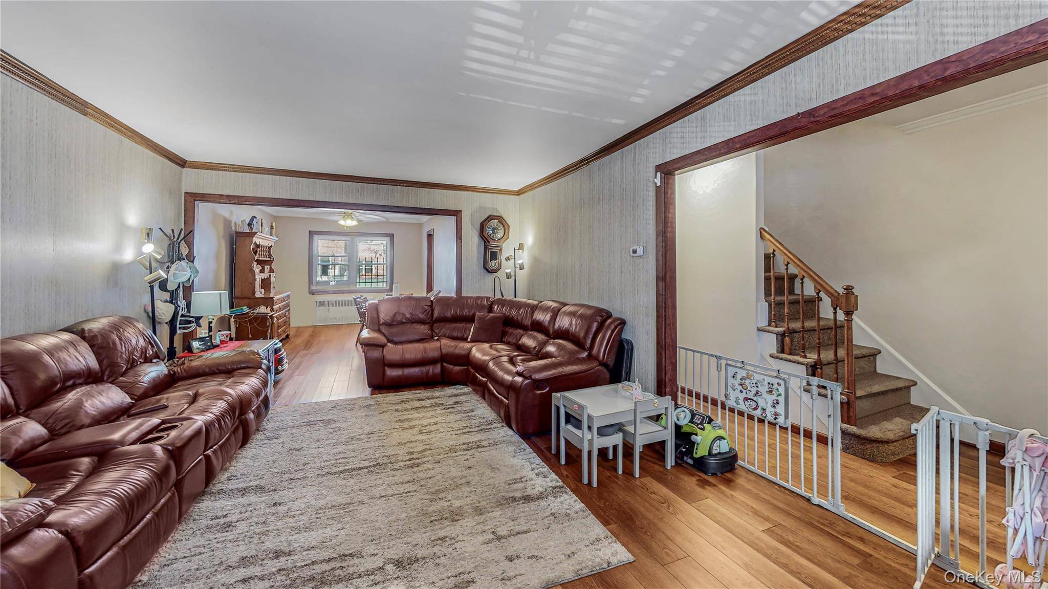 Casa de 3 Dormitorios en Venta en East Elmhurst - Nueva York - EE. UU. - 5