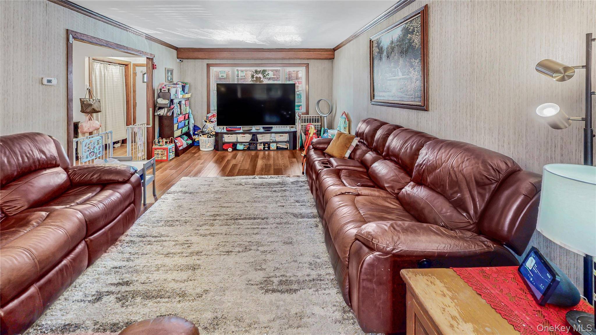 Casa de 3 Dormitorios en Venta en East Elmhurst - Nueva York - EE. UU. - 6