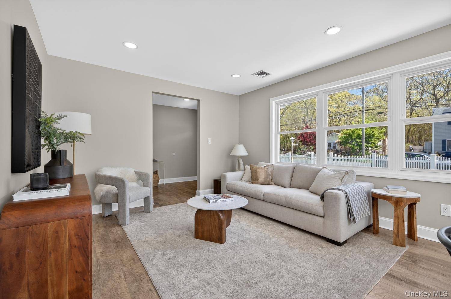 Casa com 3 Quartos à Venda em East Patchogue - Nova Iorque - EUA - 7