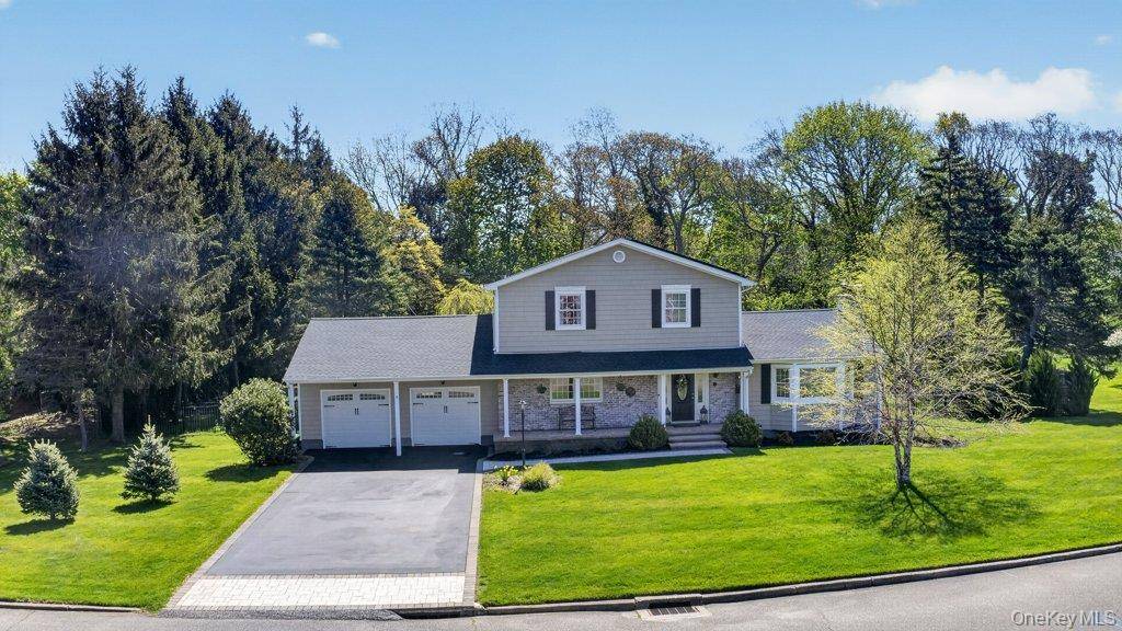 3 Bedroom Home for Sale in East Patchogue - New York - USA - 1