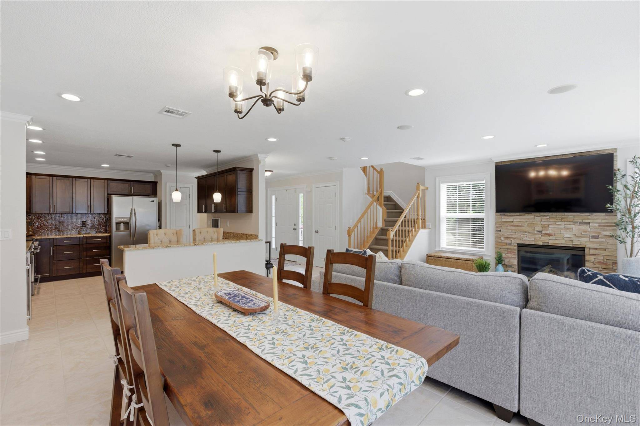 Casa com 3 Quartos à Venda em East Setauket - Nova Iorque - EUA - 7