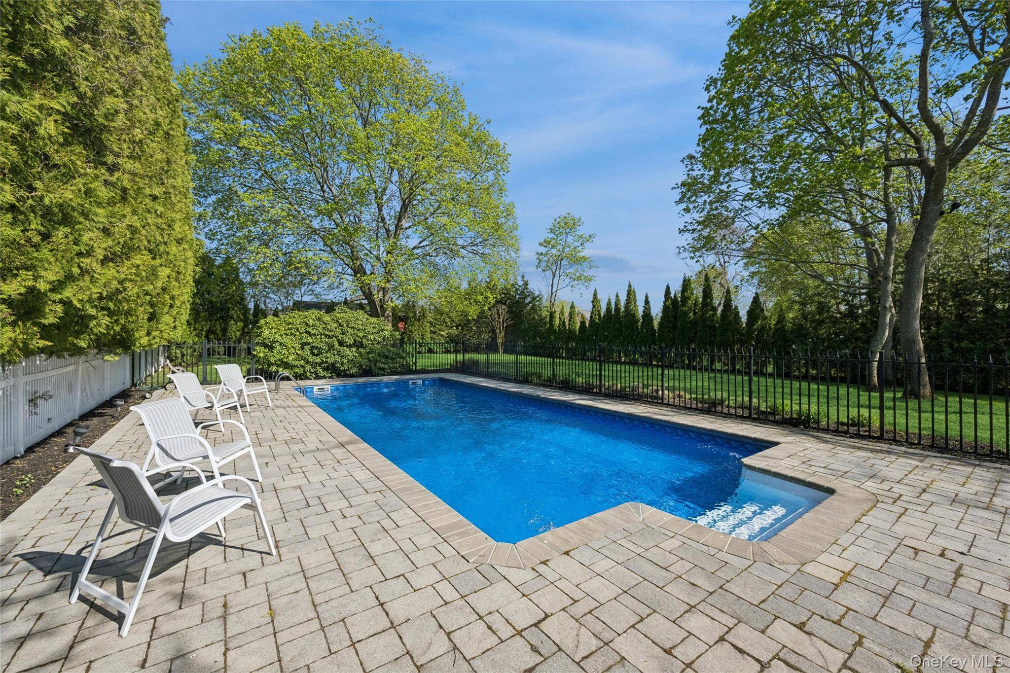 Casa de 3 Dormitorios en Venta en Eastport - Nueva York - EE. UU. - 3