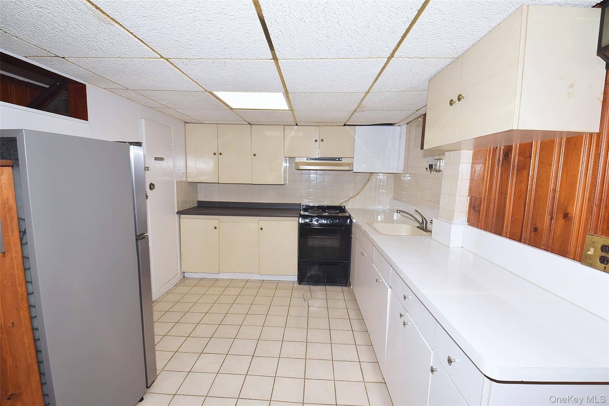 Casa com 3 Quartos à Venda em Elmont - Nova Iorque - EUA - 7